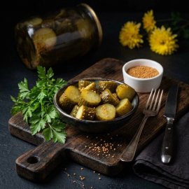 Огурцы солёные с горчицей